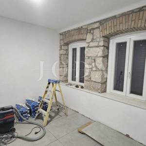 Tribalj spoj modernog i autohtonog
