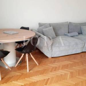 Trosoban stan samo 200 metara od mora, Malinska