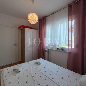 Trosobni stan s panoramskim pogledom