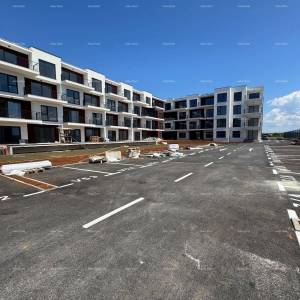 UMAG – Novogradnja! Stan s vrtom i terasom u modernom stambenom kompleksu, 0-22