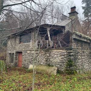 Vikendica - Maševo sa velikom okućnicom