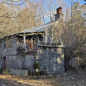 Vikendica - Maševo sa velikom okućnicom