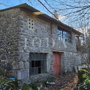 Vikendica - Maševo sa velikom okućnicom