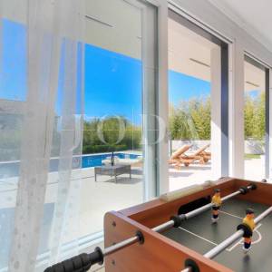 Villa s bazenom i pogledom na more