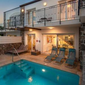 Villa s bazenom i pogledom na more - otok Krk