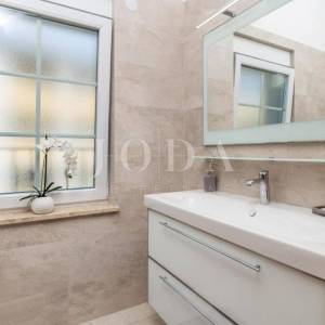 Villa s bazenom i pogledom na more - otok Krk