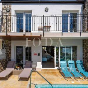 Villa s bazenom i pogledom na more - otok Krk