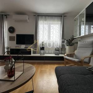 Viškovo, 93.95m2, dvoetažni 3s+db, lođa