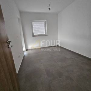 Viškovo - okolica, 49.58m2, 1s+db, terasa, okućnica 114.29m2