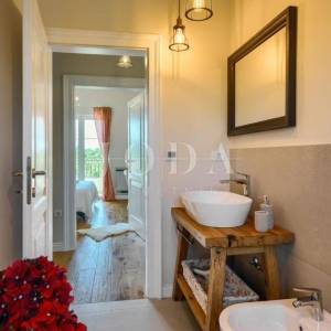 Višnjan, prekrasna istarska Villa s pogledom na prirodu