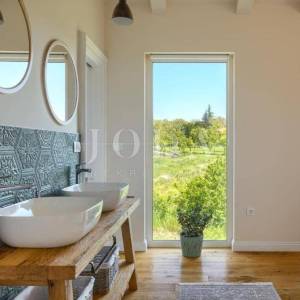 Višnjan, prekrasna istarska Villa s pogledom na prirodu