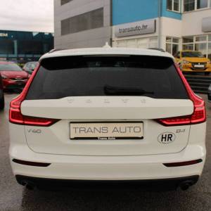 Volvo V60 2.0D B4 AUTOMATIK *LED, NAVIGACIJA, KAMERA*