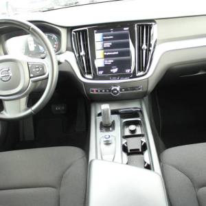 Volvo V60 2.0D B4 AUTOMATIK *LED, NAVIGACIJA, KAMERA*