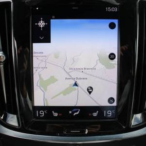Volvo V60 D3 AUTOMATIK R-Design *LED, NAVIGACIJA, KAMERA*