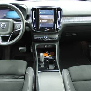 Volvo Xc40 ELECTRIC R-Design AUTOMATIK *LED, NAVIGACIJA*
