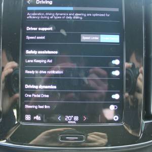 Volvo Xc40 ELECTRIC R-Design AUTOMATIK *LED, NAVIGACIJA*