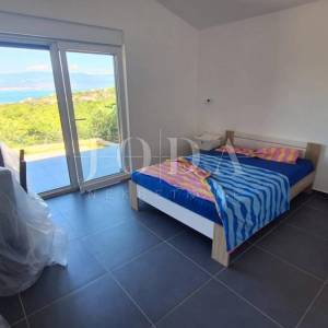 Vrbnik - nova kuća s predivnim pogledom