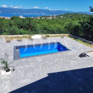 Vrbnik - nova kuća s predivnim pogledom