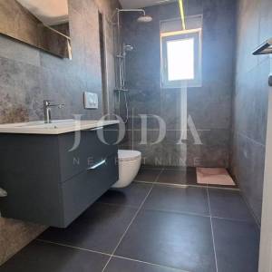 Vrbnik - nova kuća s predivnim pogledom