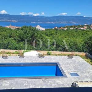 Vrbnik - nova kuća s predivnim pogledom