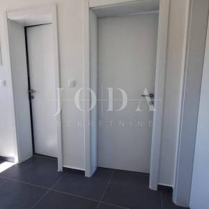 Vrbnik - nova kuća s predivnim pogledom