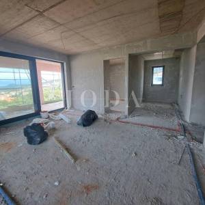 Vrbnik, novogradnja - stan s otvrenim pogledom na more