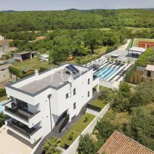 Vrsar, okolica, luksuzna Villa s teniskim terenom