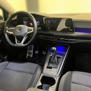 VW Golf 8 1,0 TSI LIFE