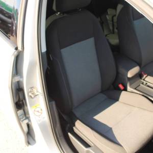 VW Golf VII Variant 1.6 TDi DSG *NAVIGACIJA*