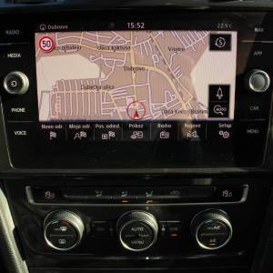 VW Golf VII Variant 1.6 TDi DSG *NAVIGACIJA*