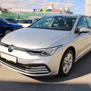 VW Golf VIII 2.0 TDi *LED, NAVIGACIJA, KAMERA*