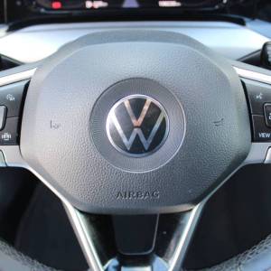 VW Golf VIII 2.0 TDi *LED, NAVIGACIJA, KAMERA*