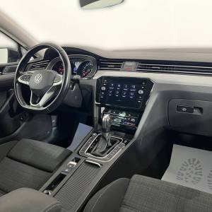 VW Passat Variant 2.0 TDI DSG BUSINESS