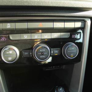 VW T-Roc 1.5 TSi DSG *NAVIGACIJA*