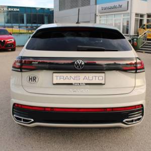 VW Taigo 1.0 TSi DSG R-Line *PANORAMA, LED, NAVIGACIJA*