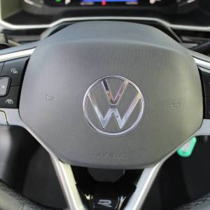 VW Taigo 1.0 TSi DSG R-Line *PANORAMA, LED, NAVIGACIJA*