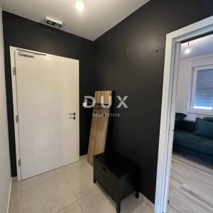 ZADAR, BILI BRIG - Stan (2S+DB) s krovnom terasom!