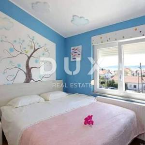 ZADAR, BORIK - Stan za top lokaciji! Dugoročni najam! 4S+DB -130m² - Kućni ljubimci dozvoljeni!
