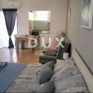 ZADAR, BRANIMIR - Namještena garsonjera u centru grada 