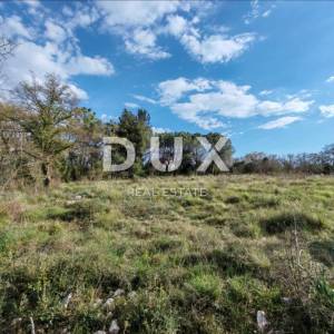 ZADAR, BRIŠEVO - Građevinsko zemljište u mirnom prirodnom okruženju! 753 m2! 85 €/m2!