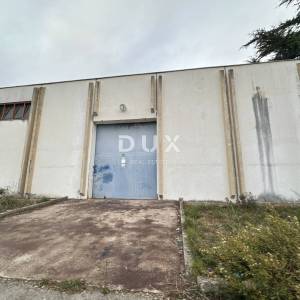ZADAR, GAŽENICA - Skladišni prostor 750 m²