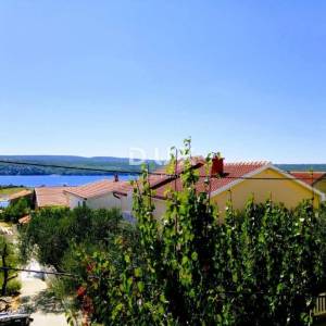 ZADAR, KARIN - PRILIKA! Samostojeća kuća, 100 m od plaže!