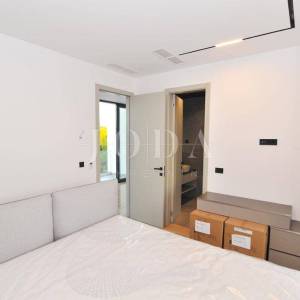 Zadar, okolica, moderna vila blizu mora