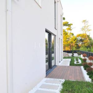 Zadar, okolica, moderna vila blizu mora