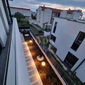 Zadar, okolica, moderna vila blizu mora