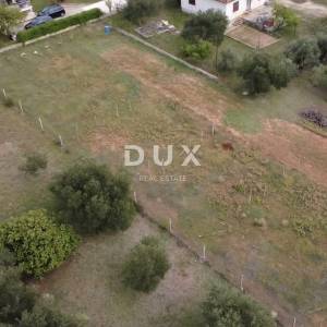 ZADAR, POLIČNIK – Građevinsko zemljište 2.166 m², Odlična lokacija