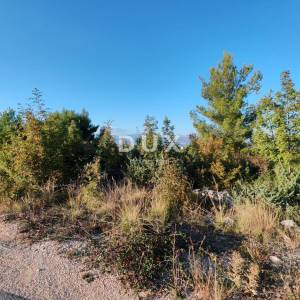 ZADAR, PRIDRAGA - Građevinsko zemljište s prekrasnim pogledom na Velebit! 400 m2