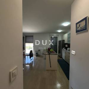 ZADAR, RELJA – Ekskluzivan stan s dva garažna mjesta, Top lokacija!