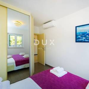 ZADAR, VELI IŽ - Komad raja s privatnim pristupom plaži!