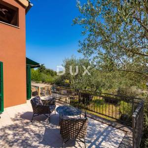 ZADAR, VELI IŽ - Komad raja s privatnim pristupom plaži!